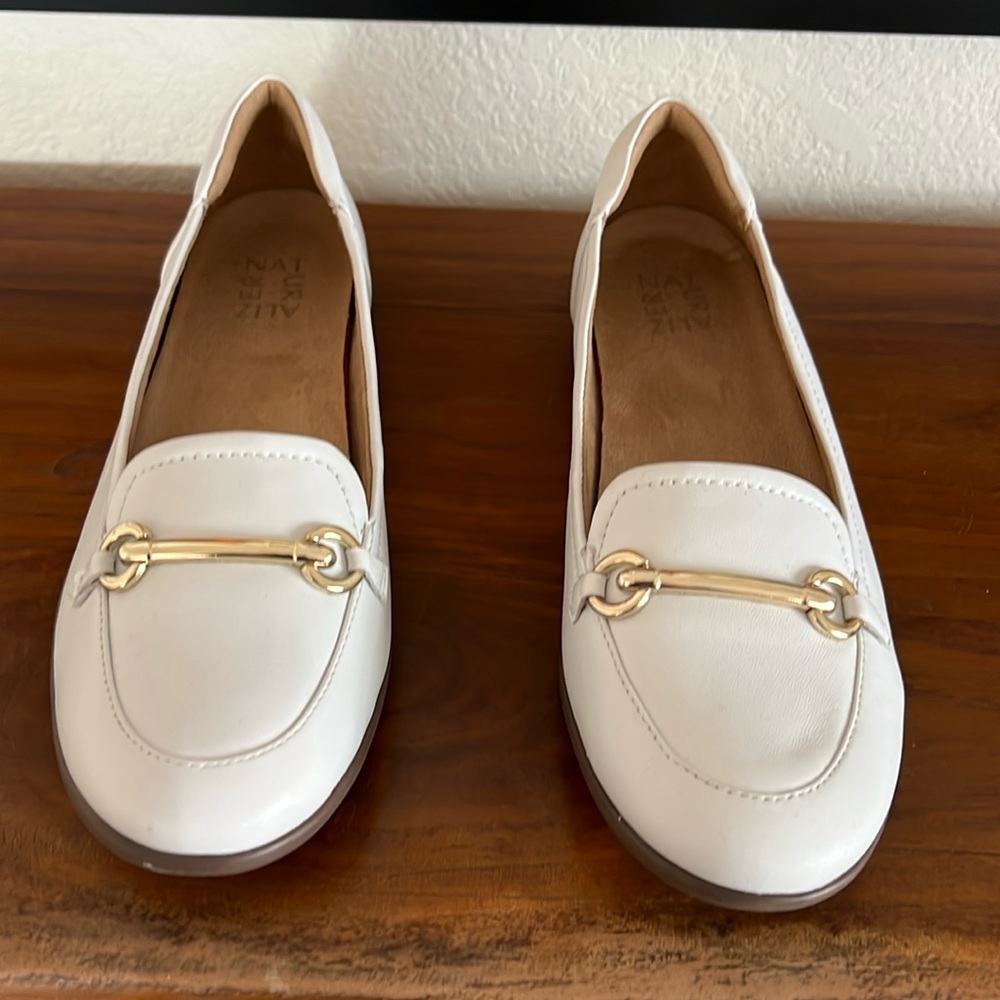 Naturalizer White Flats with Gold Buckle / Bit NWOT